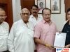चंद्रपुर स्टेशन का होगा आधुनिक विकास, बल्लारशाह का महत्व रहेगा बरकरार DRM विनायक गर्ग ने ZRUCC सदस्य अजय दुबे को दिया भरोसा