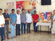 घुग्घुस : लोकमान्य टिळक पुण्यतिथी आणि लोकशाहीर अण्णाभाऊ साठे जयंती निमित्त अभिवादन