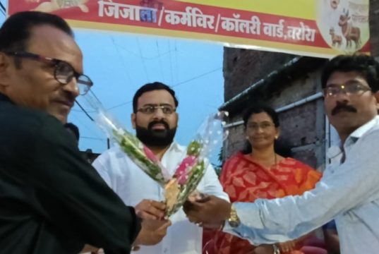 वरोरा येथे तान्हा पोळ्यानिमित्त बाल गोपालाकडून नंदीबैलाचे आकर्षक प्रदर्शन, जय बजरंग तान्हापोळा उत्सव समितीकडून शैक्षणिक साहित्य कीट व बक्षीसांचे वाटप.